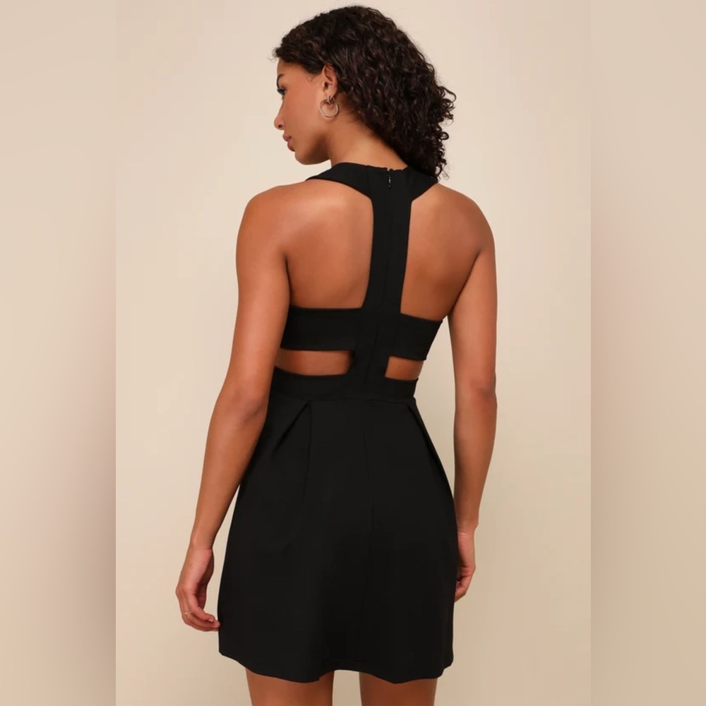 Lulu's Chic Black Cutout Back Cocktail Party Skater Dress